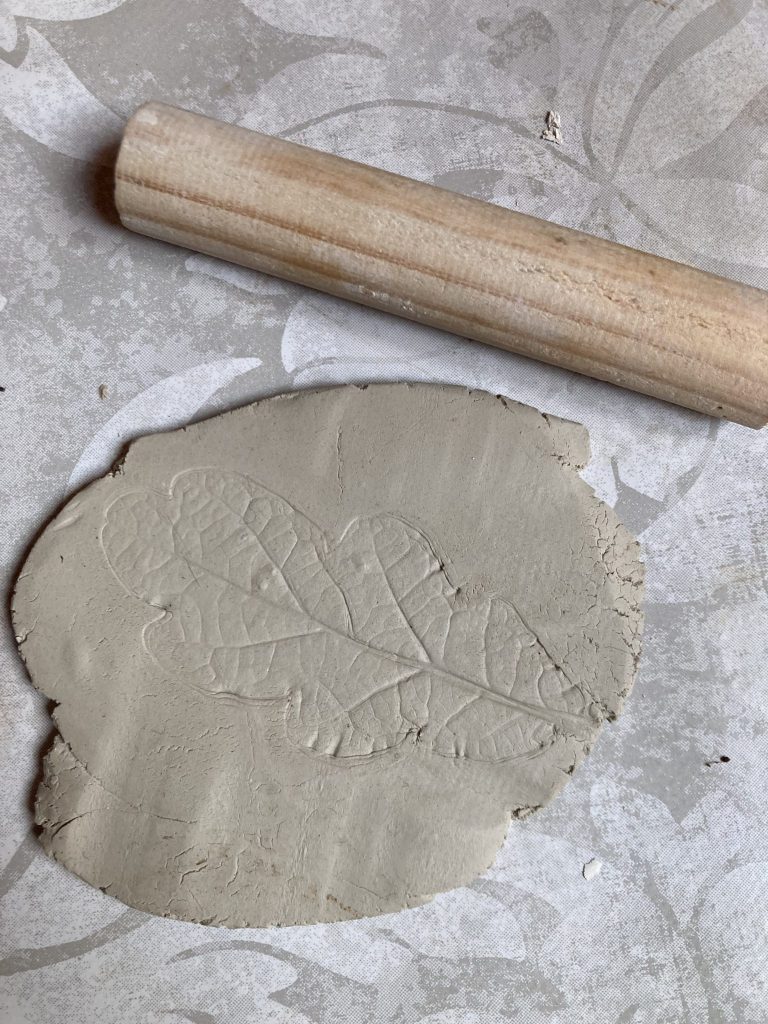 argile feuille de chene rouleau